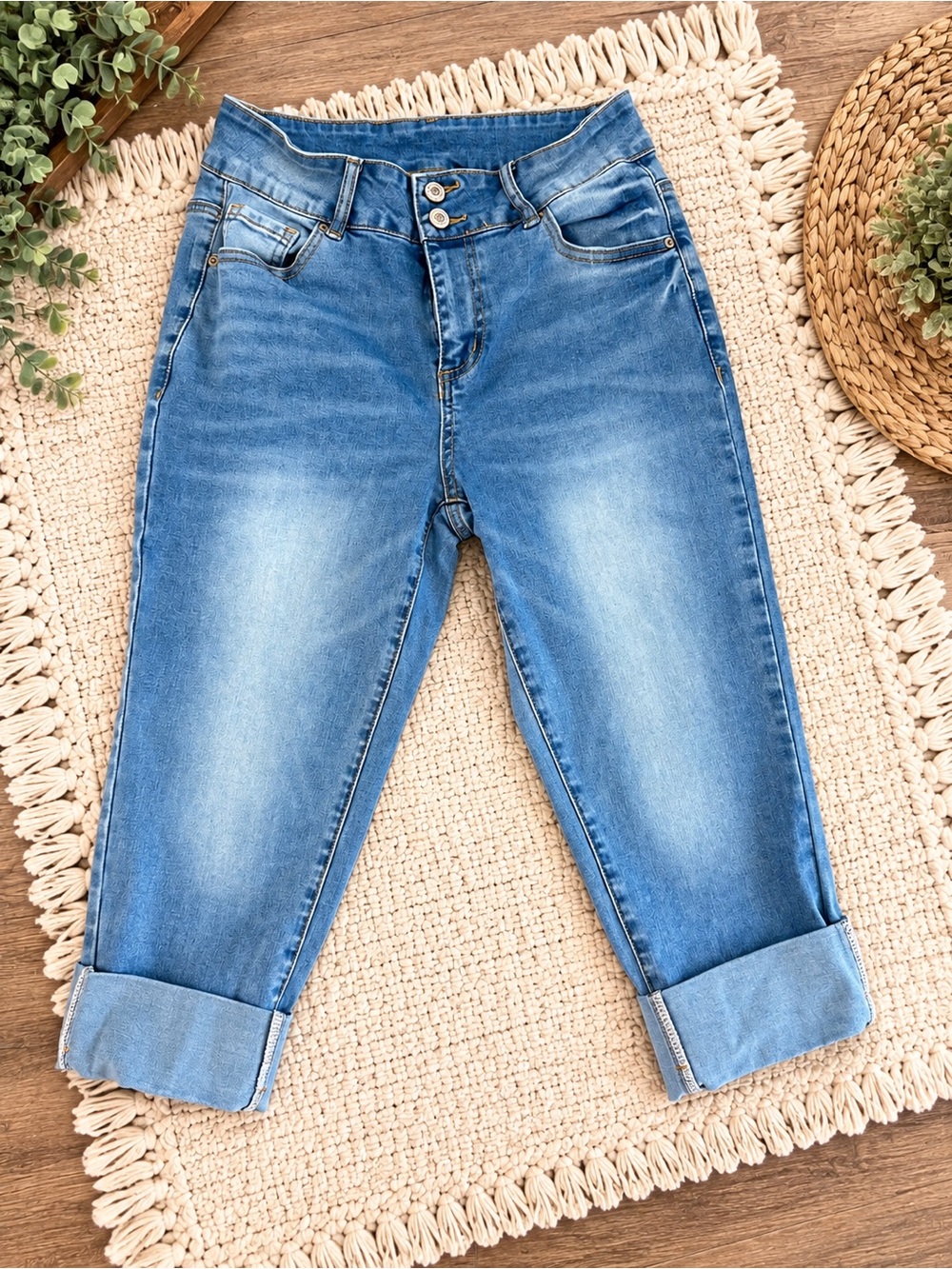 Women's Light Blue Cropped Jeans - High-Rise Cuffed Ankle